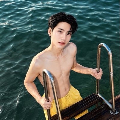 w98's profile picture