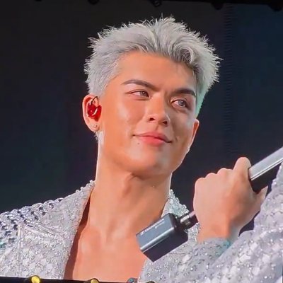 before spring ends's profile picture