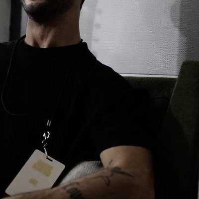 russellates's profile picture