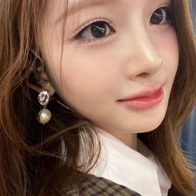 sxolanva's profile picture