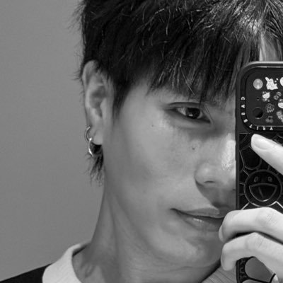 มิกซิม's profile picture