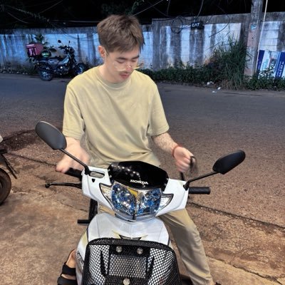 Click here's profile picture