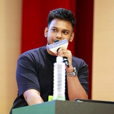 Rudrank Riyam's profile picture