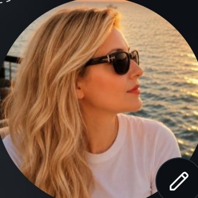 efsun🇹🇷🌼's profile picture