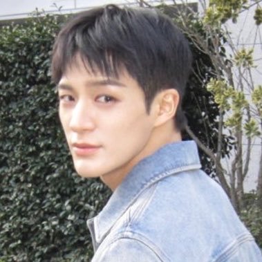 𝙖𝙨𝙞𝙣 𝟐𝟑𝟏𝟑%'s profile picture