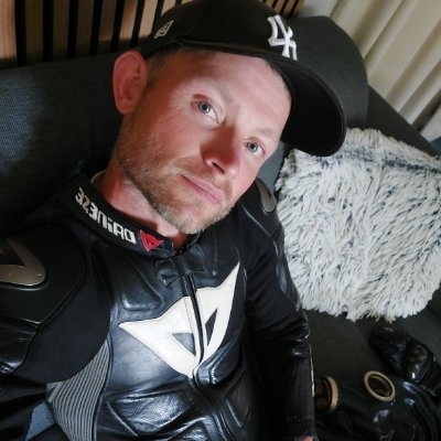 Snkrsprtwrlthrboy89's profile picture
