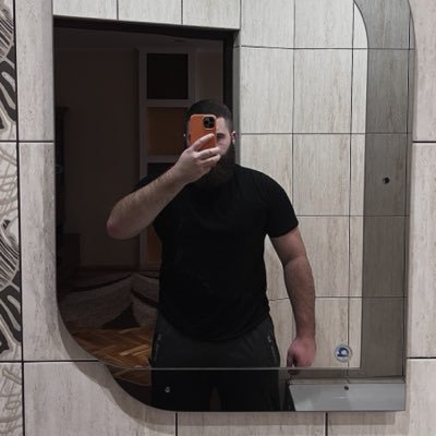 𝐊𝐑𝐎𝐂𝐊𝐘's profile picture