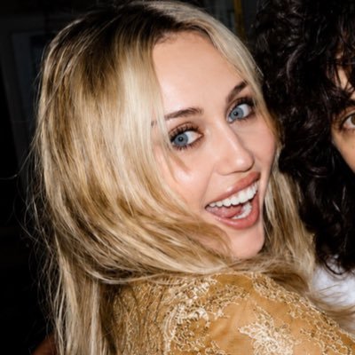 k's profile picture