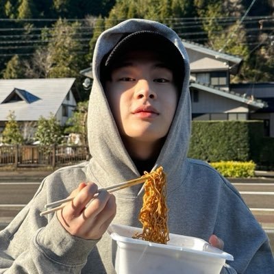 แครกเกอร์นมเปรี้ยว's profile picture