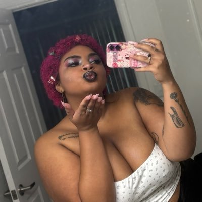 ur fave bioncle 🖤🦿's profile picture