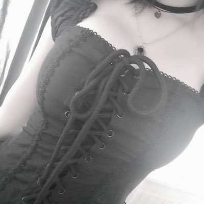 val's profile picture