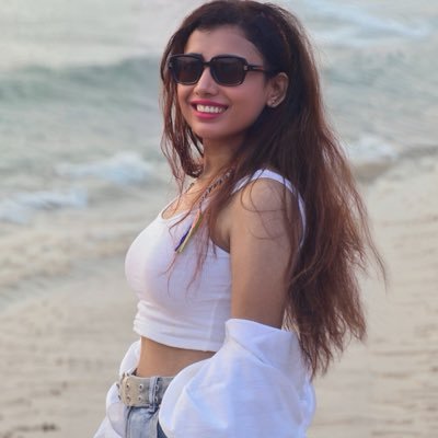aakankshalovely's profile picture