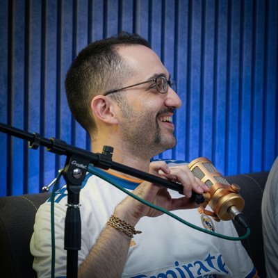 AsHKaNAkai's profile picture