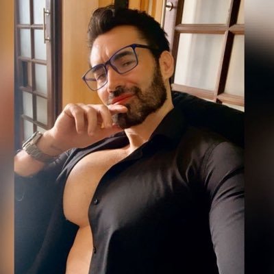 bigchesthot's profile picture