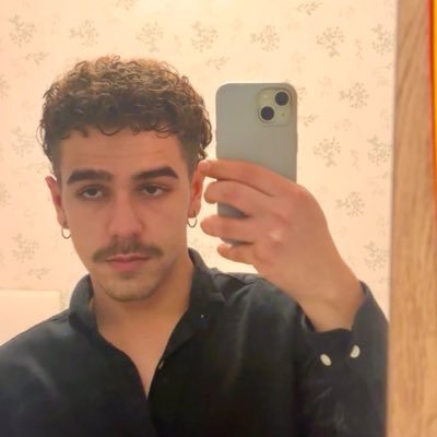 artur's profile picture