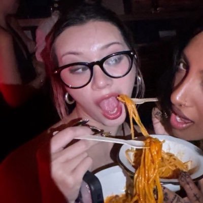 fio's profile picture