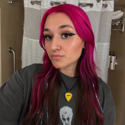 kat ☆'s profile picture