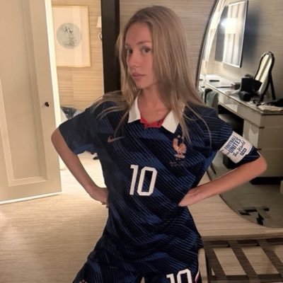 le's profile picture