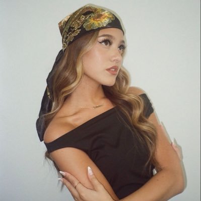 RooCapece's profile picture