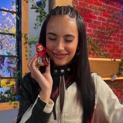 poetsklore's profile picture