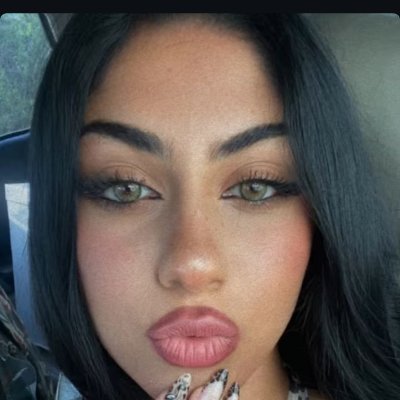 b98956's profile picture