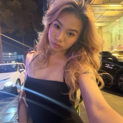 brattyviet's profile picture
