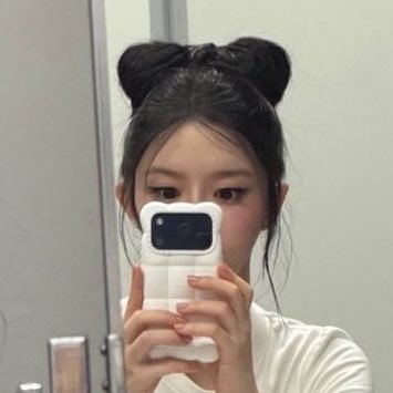 𝘃𝗶𝗻𝘆𝗹's profile picture