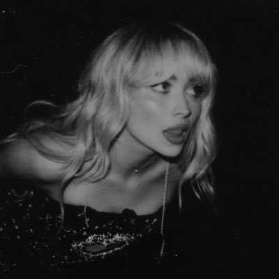 redwinebrina's profile picture