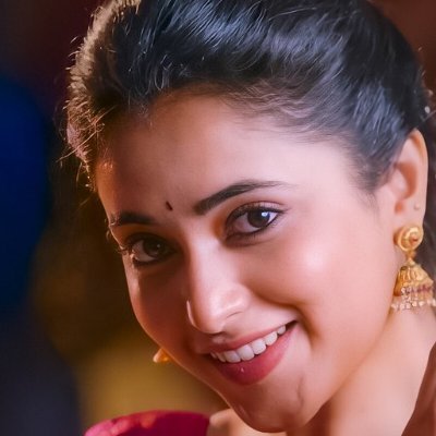 varshinitimes's profile picture
