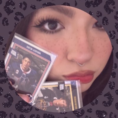 𝘦𝘮𝘮𝘺✩🧸✩'s profile picture