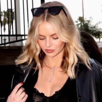 silveronev's profile picture