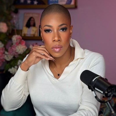 SymoneDSanders's profile picture