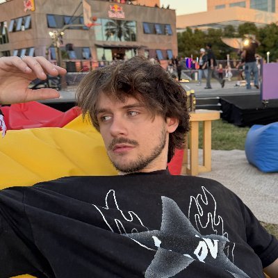 Warn's profile picture