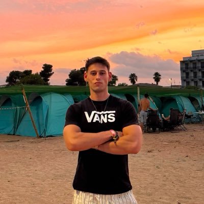 alejandro シ🔻's profile picture