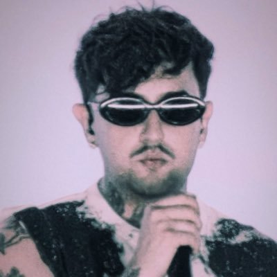 𝔐's profile picture