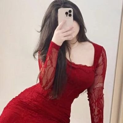 منى's profile picture