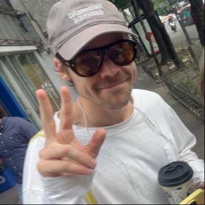 olívia 💬's profile picture