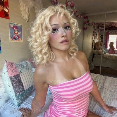 egirlpanties's profile picture