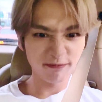 elly & that | vai ver o skz's profile picture