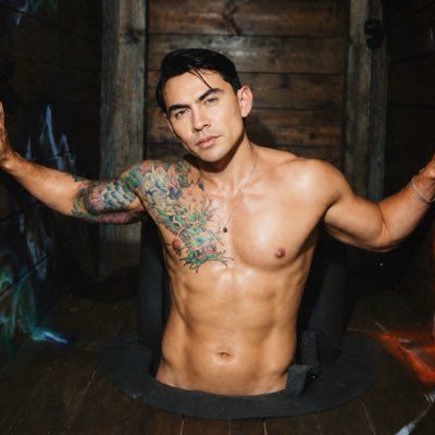 ᴅʀ. ᴢᴀɴᴀʜᴏʀɪᴀ's profile picture