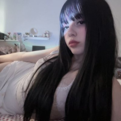 laylinhazs's profile picture