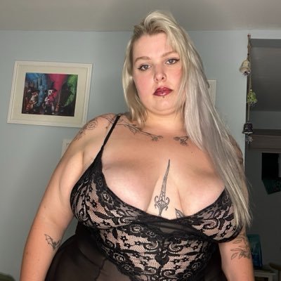 Lily Flowerz's profile picture