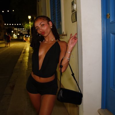 Angell_eyesss's profile picture