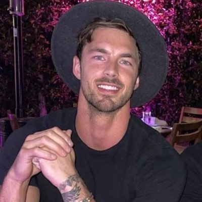 Chris's profile picture