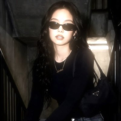 és's profile picture
