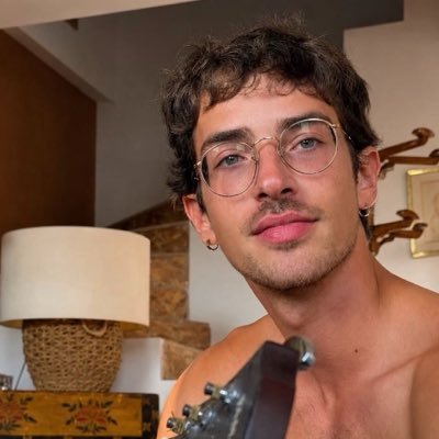 versacemeg's profile picture