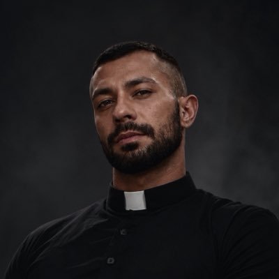 mess is here's profile picture
