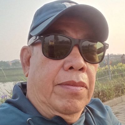 WeirCluster3m's profile picture