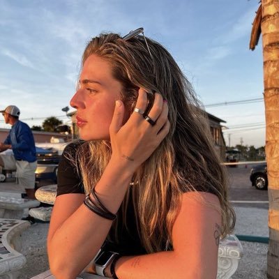 S໐fʏᴀ ✨'s profile picture