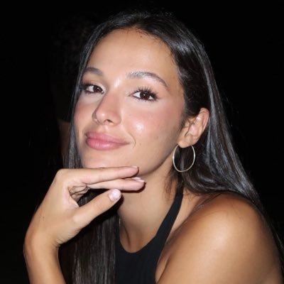 laéne.mp3 ☪︎ 𝑎𝑛𝑒𝑙𝑎's profile picture